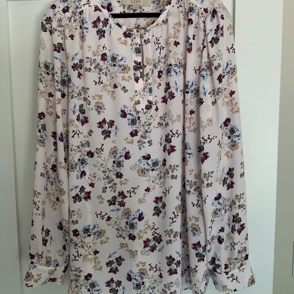 Loft top nwot